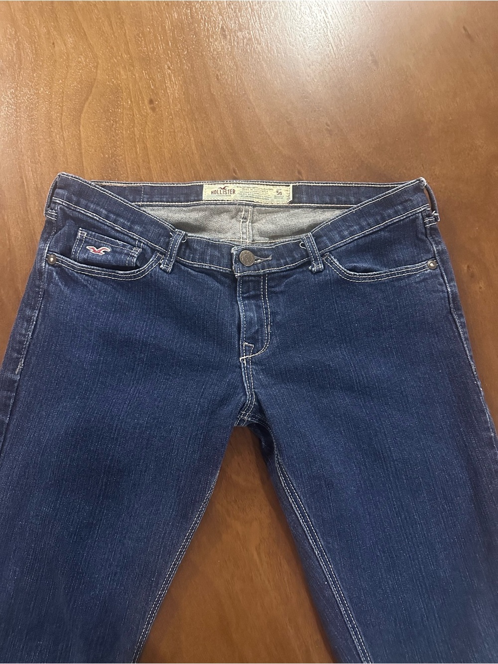 Hollister Women's Navy vintage y2k low rise Jeans excellent condition 5 short